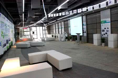 《中國(guó)創(chuàng)業(yè)孵化發(fā)展報(bào)告2020》解析