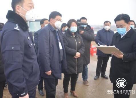 河南省方城縣縣委書(shū)記褚清黎深入廣陽(yáng)鎮(zhèn)督查指導(dǎo)疫情防控工作