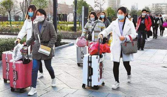 河南實施“四有一可”模式促進農(nóng)民工返崗復工