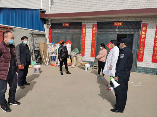 堅(jiān)守崗位融入鄉(xiāng)村  忠誠擔(dān)當(dāng)聚力脫貧