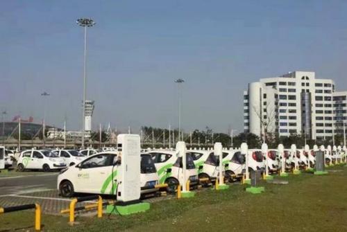 公共領(lǐng)域車輛全面電動化 鄭州為何成中部首個試點城市？