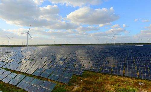 裝機(jī)超1.6億千瓦！新疆新能源產(chǎn)業(yè)活力迸發(fā)