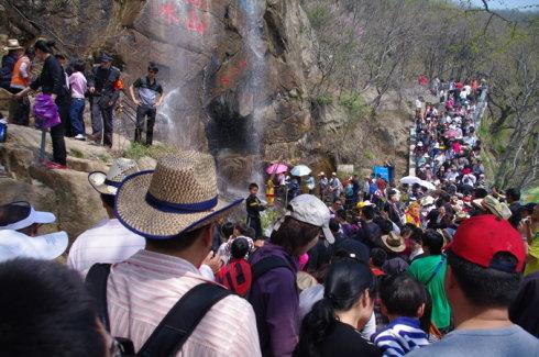 文旅部：截至4日，五一假期全國接待游客已超1億