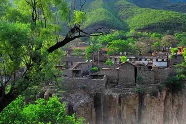 全面謀劃系統(tǒng)治理 超常舉措鐵腕治污 生態(tài)文明建設繪就美麗山西