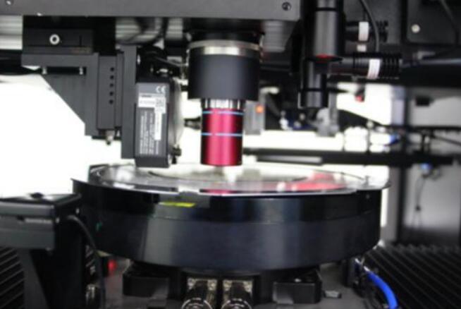 中國(guó)長(zhǎng)城推出首臺(tái)半導(dǎo)體激光隱形晶圓切割機(jī)