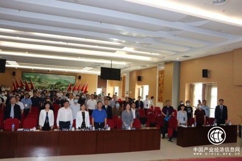 白求恩·老年脊柱關(guān)節(jié)關(guān)愛(ài)援助項(xiàng)目啟動(dòng)會(huì)議在昆明圓滿召開(kāi)