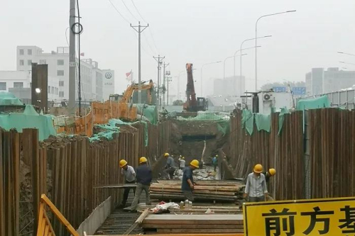 北京東路提升改造工程建設正酣