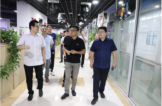 京東商選聯(lián)合臨沂商城管委會(huì) 助力“中國(guó)市場(chǎng)名城”轉(zhuǎn)型升級(jí)