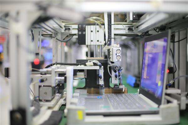 聯(lián)想電腦首次在歐、非、中東市場超越惠普，奪得PC冠軍寶座