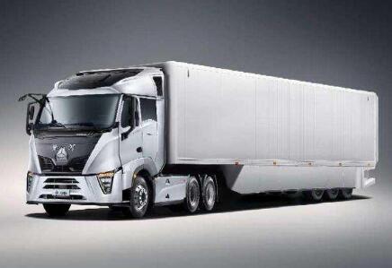 打造強(qiáng)勢(shì)品牌 叫響中國(guó)制造 新一代黃河重卡強(qiáng)勢(shì)歸來