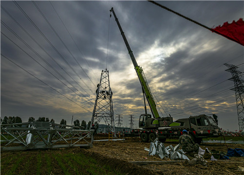 國網棗莊供電公司“黨建+基建”助推電網建設提質增效 (3)_極速看圖_副本2.jpg