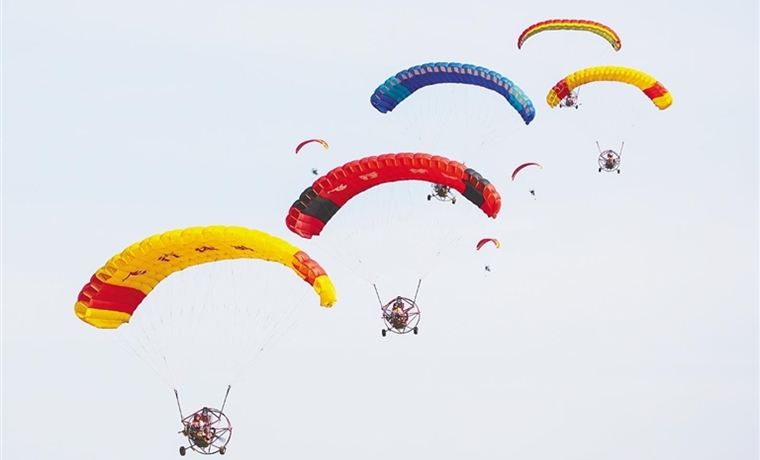 “航空運動+旅游”升溫，體育旅游探索更多可能