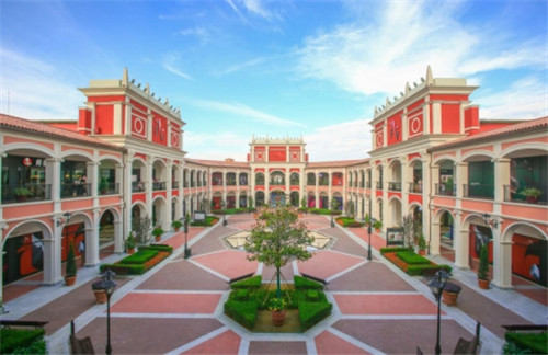 武漢佛羅倫薩小鎮(zhèn)購(gòu)物攻略：地鐵直達(dá)，品牌豐富度滿分