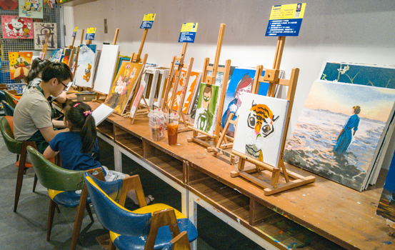 3歲教背圓周率、質(zhì)量監(jiān)管空白……早教班的“虛火”該降降了