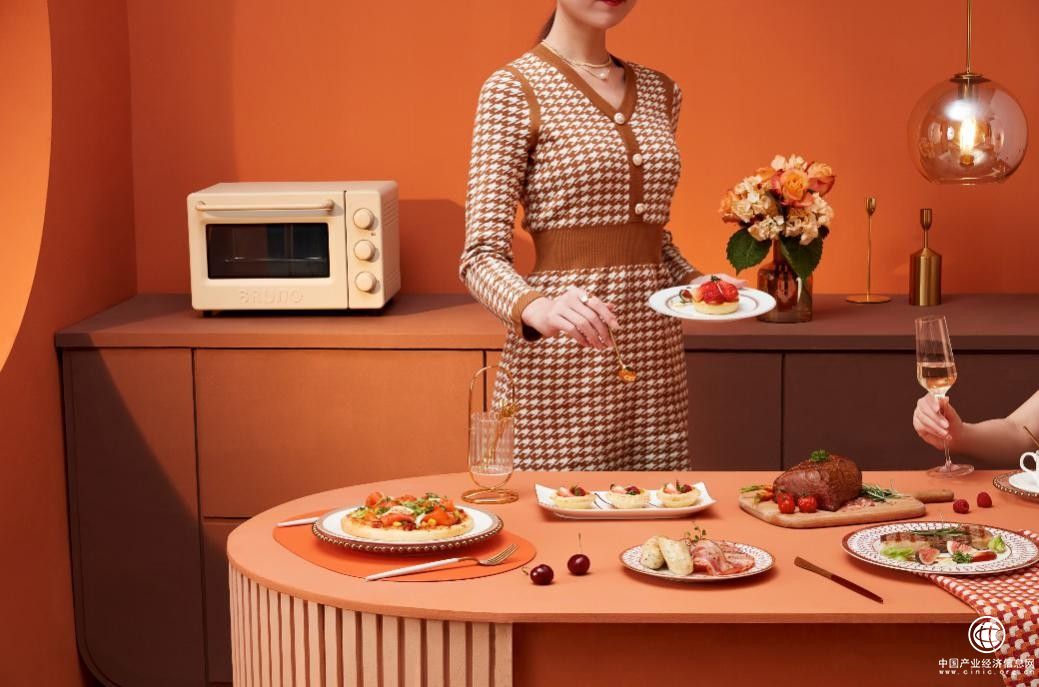 BRUNO鍋熏烤料理箱新品亮相，掀起煙熏風(fēng)味生活新浪潮