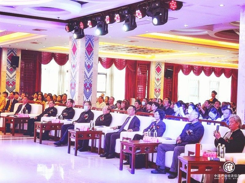 《物權(quán)數(shù)字化》專著首發(fā)式在廣西召開