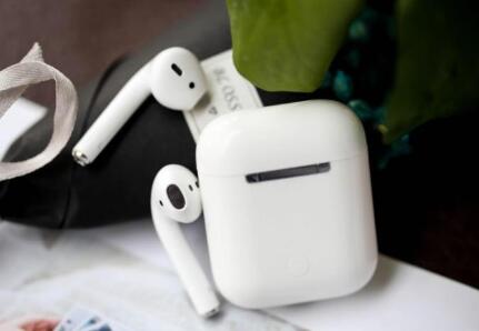 2020中國無線耳機(jī)市場出貨量達(dá)9610萬臺，手機(jī)廠商占比近四成