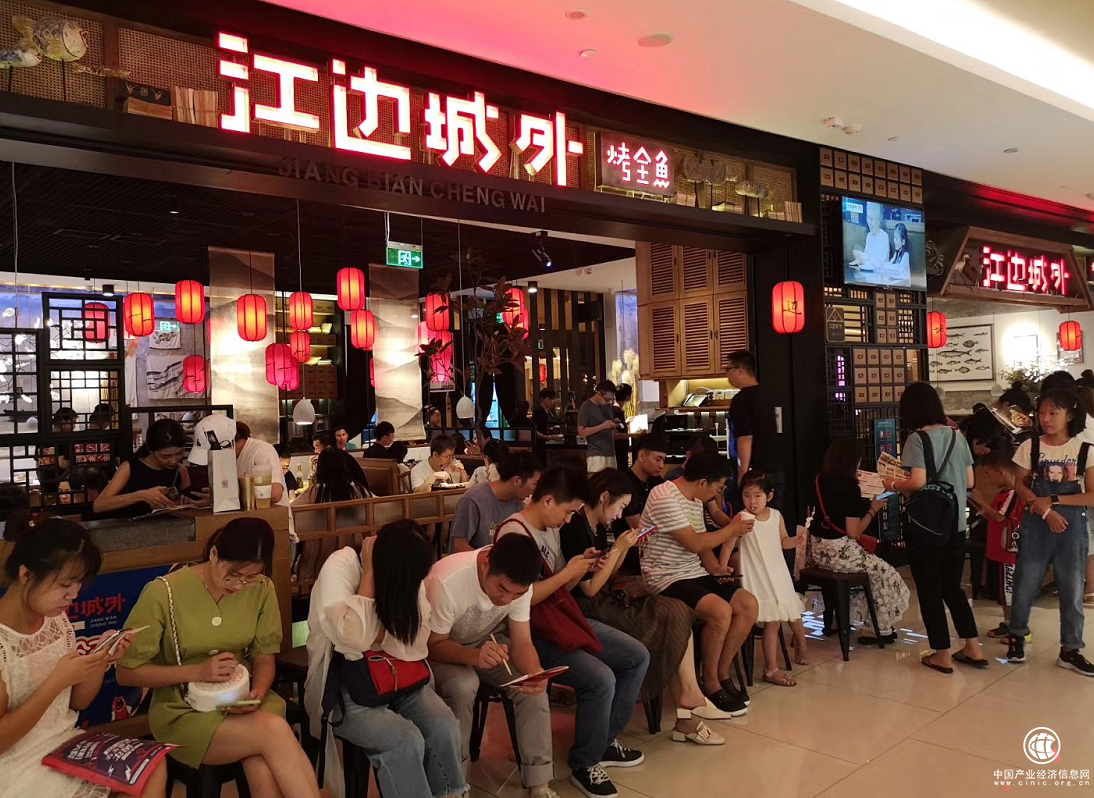 火遍全網(wǎng)江邊城外53烤魚節(jié)錯(cuò)過(guò)了？還有吃38返58