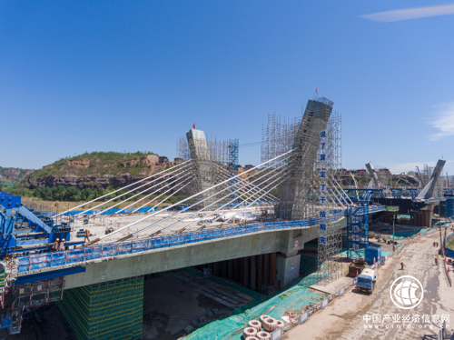 “踐行偉大抗美援朝精神 建設(shè)人民滿意工程”中國二十二冶承德項(xiàng)目舉辦專題企業(yè)開放日宣傳活動(dòng)