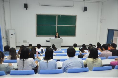 教育部、財(cái)政部印發(fā)通知 推進(jìn)“十四五”期間教師培訓(xùn)提質(zhì)增效