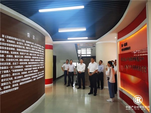 老白干走進河北曲寨集團參觀交流 共謀未來