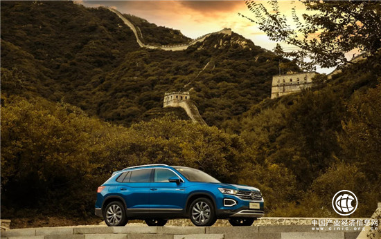 顆粒捕捉器如何工作？探岳24處可調(diào)氛圍燈時尚溫馨！