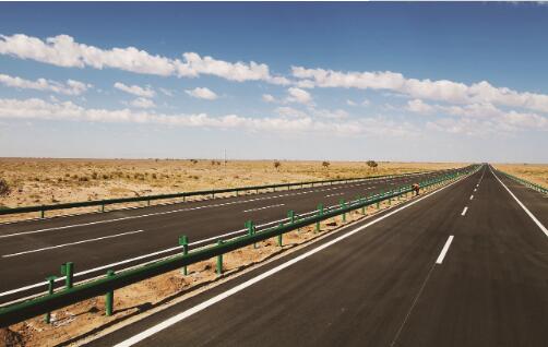京新高速全線通車！阿拉善盟“兩橫兩縱”交通路網(wǎng)格形成