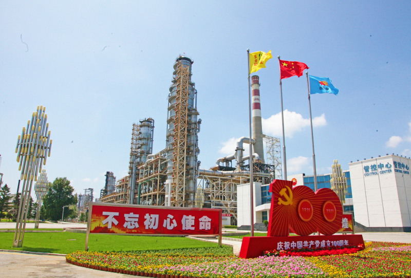 把黨建“軟實力”變成高質(zhì)量發(fā)展“硬支撐”——撫順石化石油二廠探索黨建與生產(chǎn)經(jīng)營深度融合工作側(cè)記