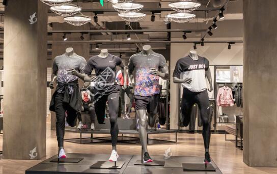 運(yùn)動(dòng)品牌市場(chǎng)“外冷內(nèi)熱”：國(guó)貨品牌高歌猛進(jìn)還是曇花一現(xiàn)？