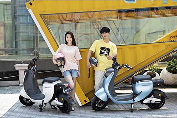 智能電動(dòng)車成開學(xué)季新寵 哈啰電動(dòng)車發(fā)布數(shù)據(jù)消費(fèi)指南