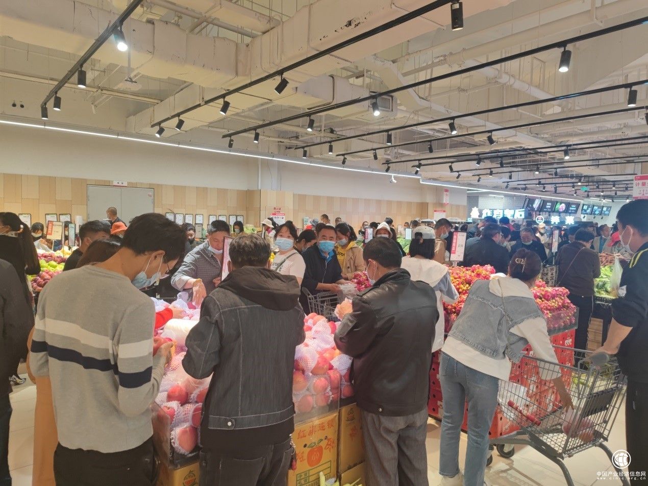 拉薩消費(fèi)者購(gòu)物新選擇 永輝拉薩二店開業(yè)