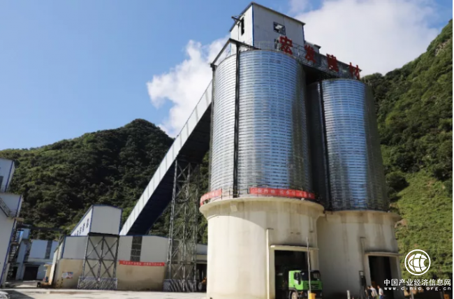 河南發(fā)恩德公司：綠色發(fā)展產業(yè)興 廢渣廢石變成寶