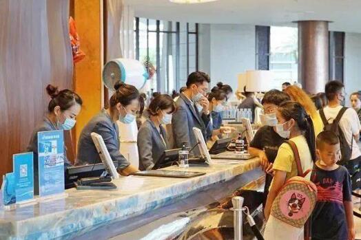 商務(wù)部研判國慶消費市場：供應(yīng)足、品種多、價格穩(wěn)