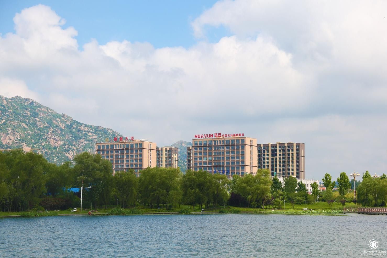 踐行社會責(zé)任 | 胸懷中國制造藍(lán)圖 盡顯華云責(zé)任擔(dān)當(dāng)