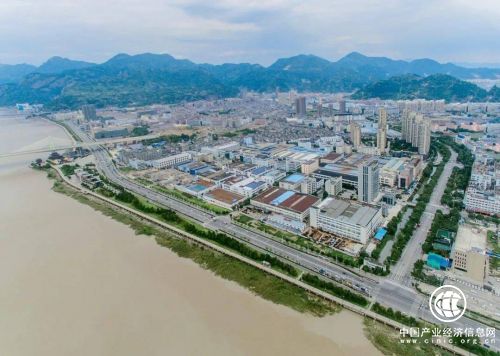 浙江日報報道永嘉數(shù)字蝶變之路 蒲惠智造打造山區(qū)26縣產(chǎn)業(yè)升級樣板