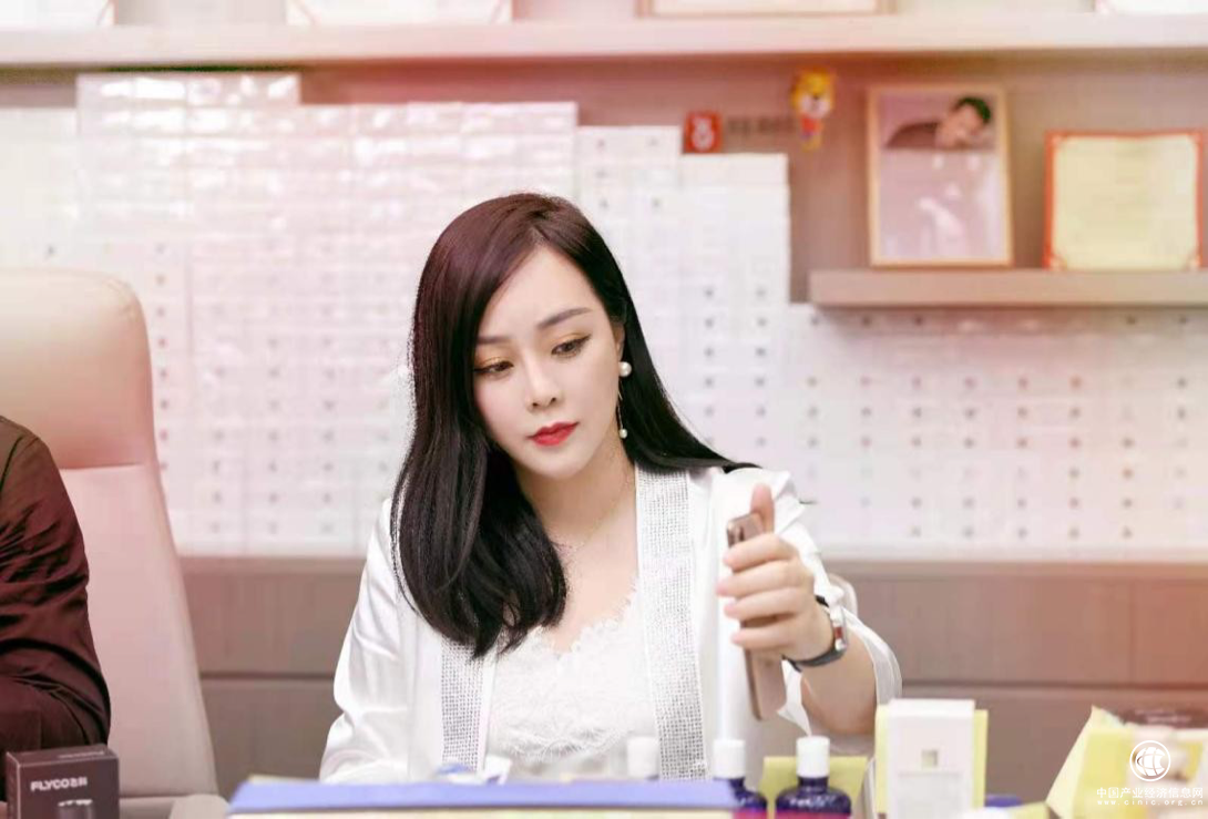 助力“中國制造”，辛選聯(lián)合創(chuàng)始人初瑞雪一直在行動 