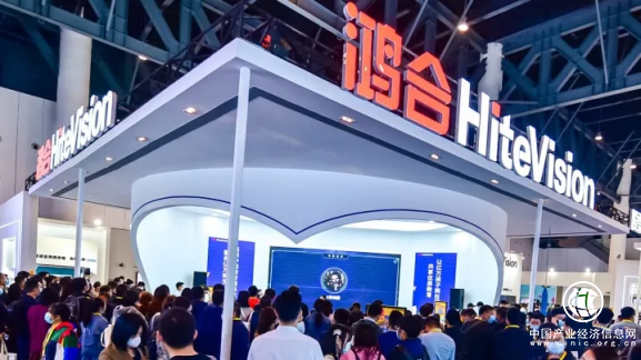 鴻合“亮劍”成都教裝展