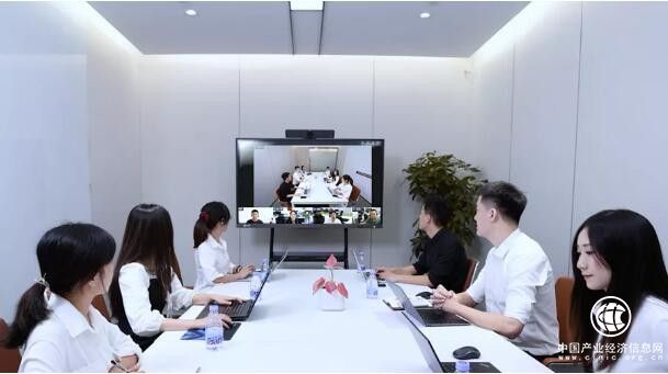 小家伙，好家伙！好視通智能云視頻一體機(jī)PX800新品上市