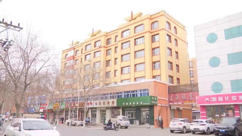 黑龍江省富?？h：老樓“脫胎換骨”變身新家園 住戶交口稱贊