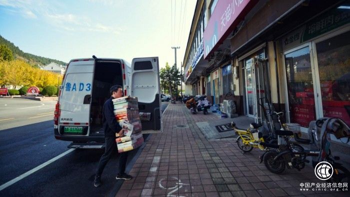  張文峰：踏實(shí)做好“挑山工”