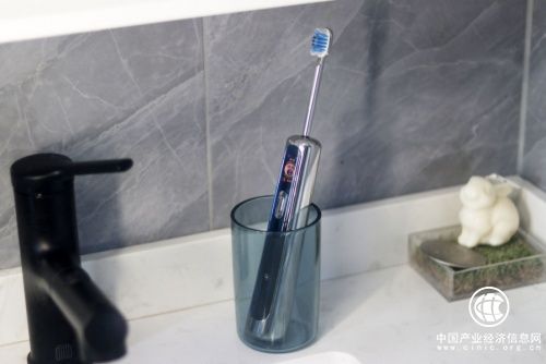 電動牙刷哪個牌子好？分享高性能電動牙刷使用心得