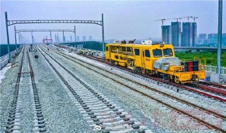 聽兩會鐵路建設“最強音” 十大鐵路項目再造河南樞紐王牌