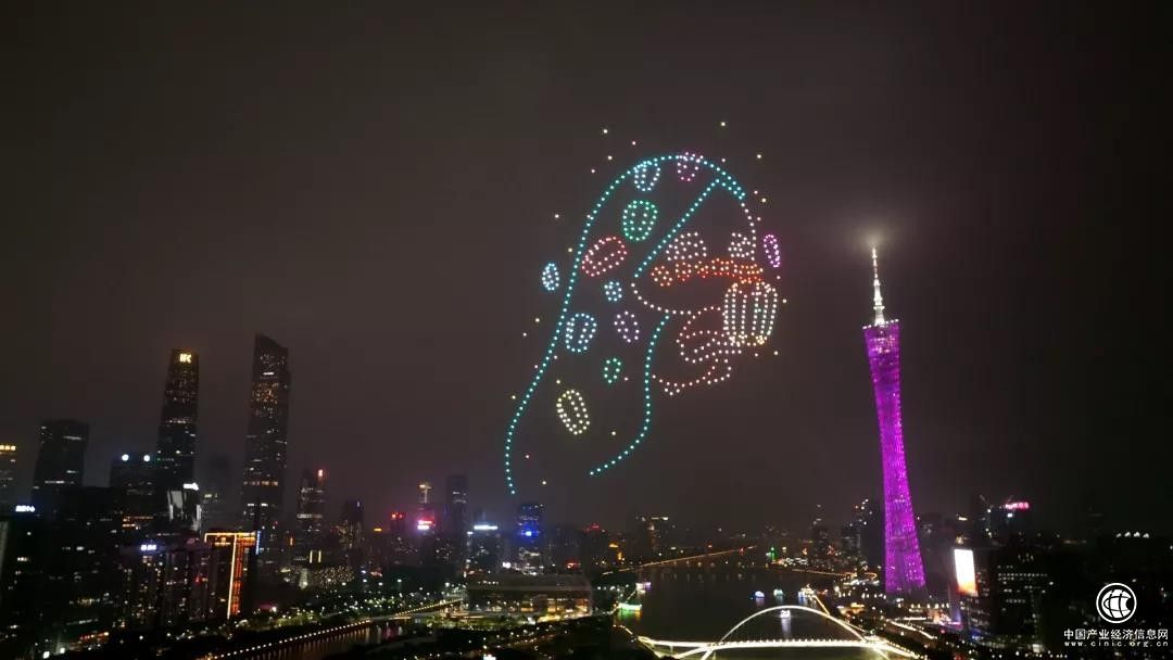  全球首批低空元宇宙數(shù)字藏品秒售罄 如花千機無人機天空藝術展正式官宣