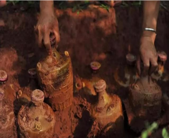  王氏釀酒代代傳承，大地魂酒延綿不絕