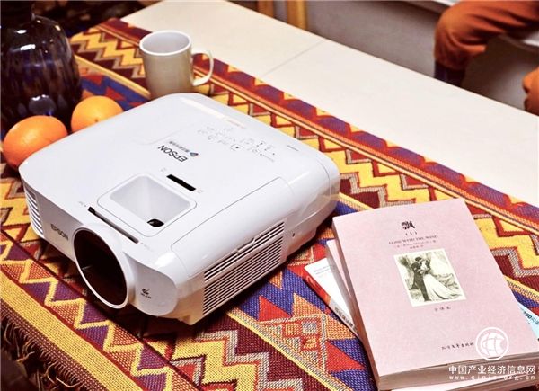  滿足全家人使用需求，這款愛普生投影儀能帶來更多歡聲笑語 