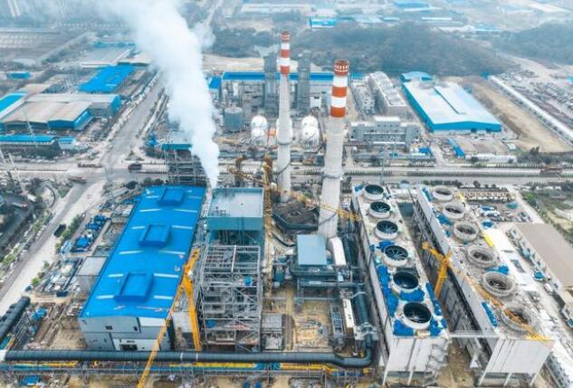 哈電鍋爐承制 全球首臺超臨界燃?xì)忮仩t投產(chǎn)運(yùn)行