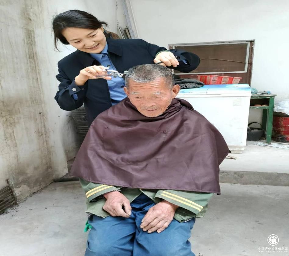  河南尉氏縣：她，是百姓心中的“親閨女”