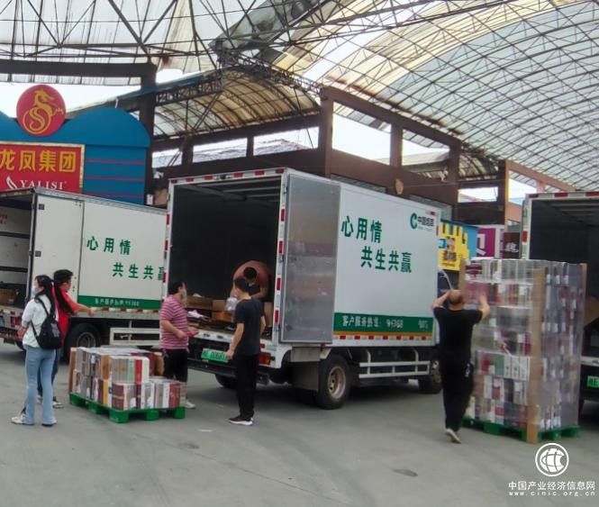  邵陽邵東煙草：上下齊心保供應(yīng) 防疫經(jīng)營(yíng)兩不誤