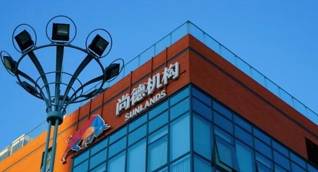 人民時(shí)評(píng)高度評(píng)價(jià)職業(yè)教育，尚德機(jī)構(gòu)從教研、科技等方面為行業(yè)賦能