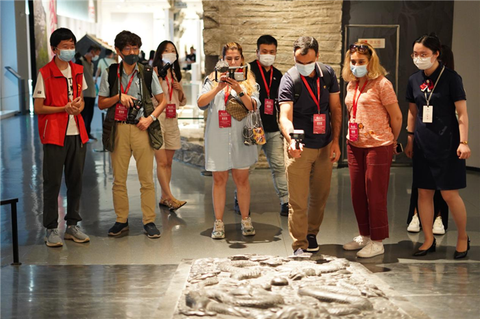 觸摸千年文脈 “走讀山東”外國友人感知體驗(yàn)參訪活動(dòng)在濟(jì)寧舉行